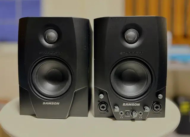 Samson Studio GT Professional Monitor Speakers On Sale in Speakers in Markham / York Region - Image 2