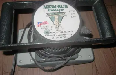 Medi-Rub Professional Body Massager 2 Speeds, works great. Very clean and very good shape Made in US...