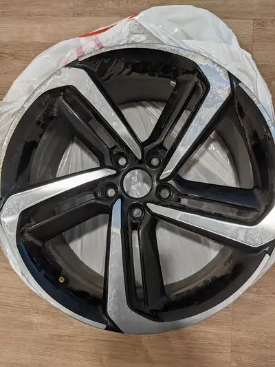 - Single Honda Accord Sport 2019 wheel / rim. (Note - this is NOT a set of wheels / rims, it's one o...