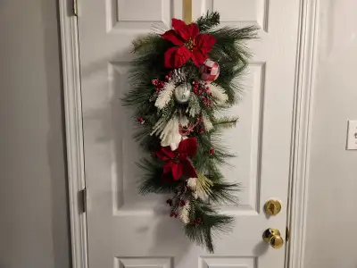 Christmas Wreath, View more
