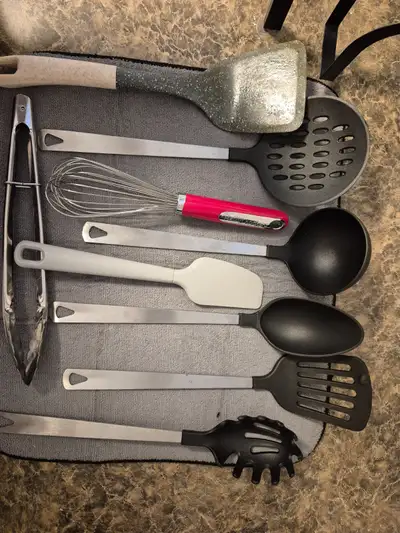 9pcs cooking utensils $10, View more