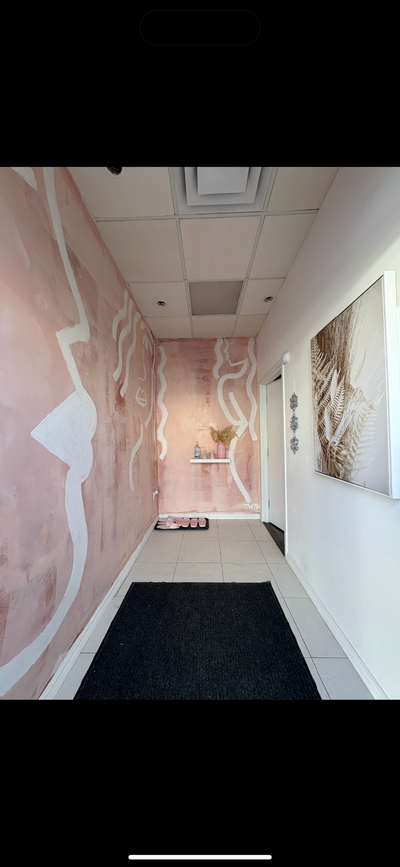 looking for a business owner with a positive attitude to join us in the studio! * 24/7 access * util...