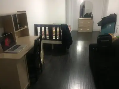 Furnished Room in Mississauga, Britannia/TenthLine Separate Entrance. Comes with high speed internet...