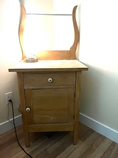 Meuble lavabo ancien, View more