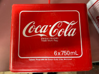 Caisses de liqueur en plastique Coke et Sprite