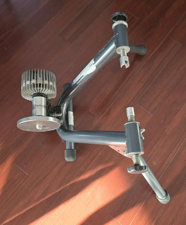 Bike Trainer Stand  - Heavy duty in Exercise Equipment in Ottawa - Image 4