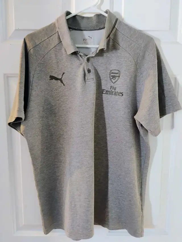 Puma Arsenal FC polo in Men's in Oshawa / Durham Region - Image 3