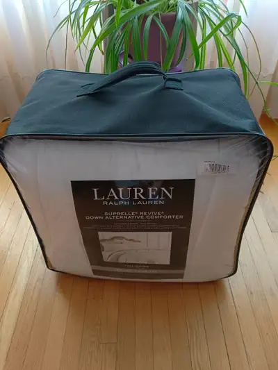 Hudson's Bay Brand New Ralph Lauren down alternative Duvet, View more