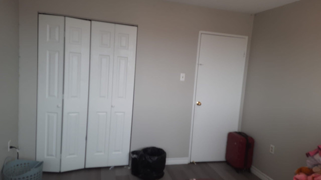 Apartment room available for rent for girls  in Room Rentals & Roommates in City of Halifax