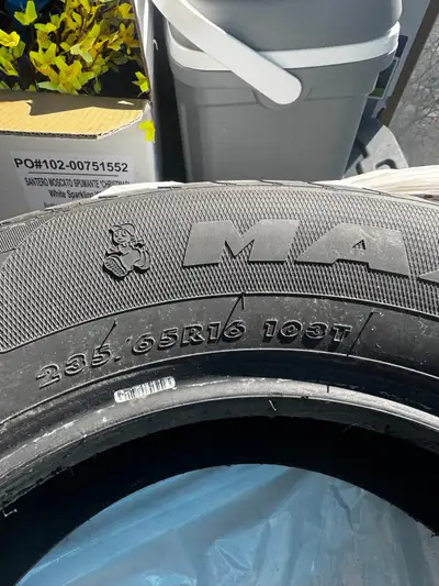 MAXTREX Tires for sale 235/65R16 103T