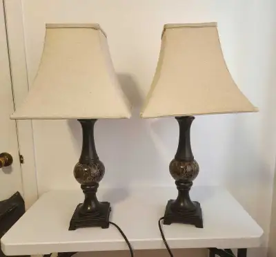 Lampes de chevet (2), View more