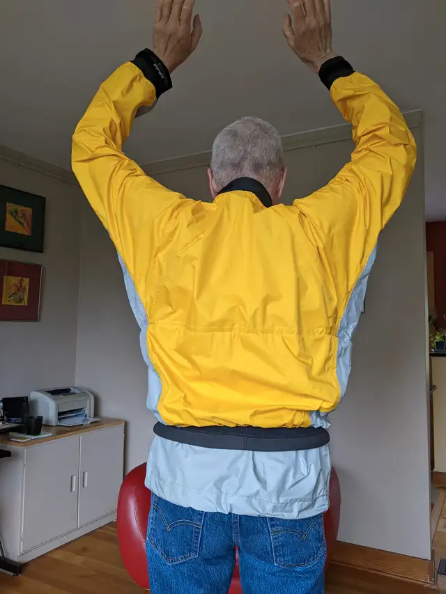 Dry Top - Paddling Jacket in Water Sports in City of Halifax - Image 9
