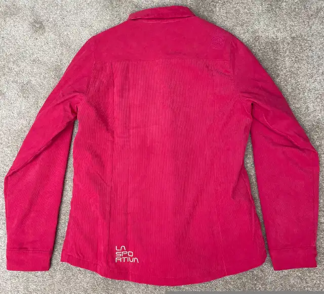 La Sportiva Insulated Setter Shirt Jacket - Women's Size Medium in Women's - Tops & Outerwear in St. Albert - Image 8