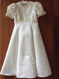 Girl's Holy Communion Dress