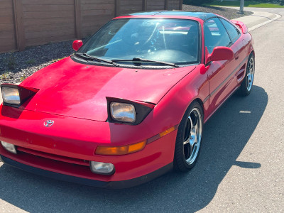1993 Toyota MR2 Turbo with T tops