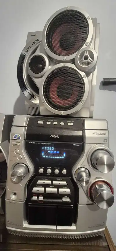 Aiwa JAX-55 Mini Hi-Fi Component System 300 Watt, View more