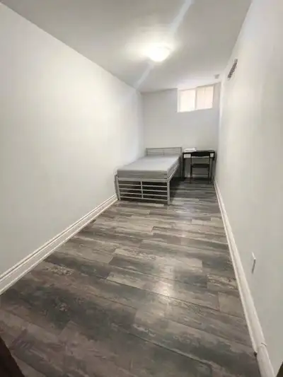 Located near Lawrence and mccowan road Scarborough FURNISHED rooms for rent with UTILITIES and INTER...