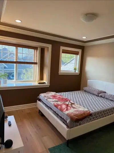 PRIVATE ROOM FOR RENT IN A HOUSE TENANT NEEDED ASAP