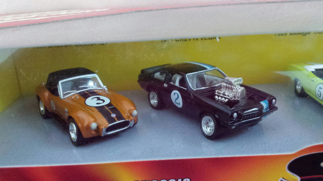 JOHNNY LIGHTNING THE SPOILERS 5 CAR GIFT SET, COBRA VEGA CORONET in Arts & Collectibles in Kitchener / Waterloo - Image 2