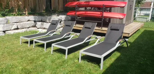 Patio Lounge Chairs