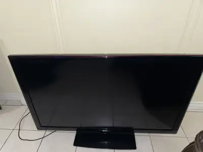 LG 47LK520 TV, View more