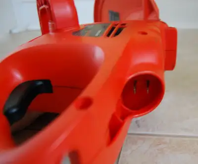 17" corded hedge trimmer TR1700. Good condition. F or small hedges/bushes. Requires electrical cord...