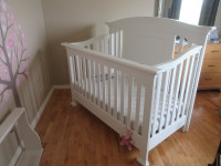 Crib, with mattress & converter kit
