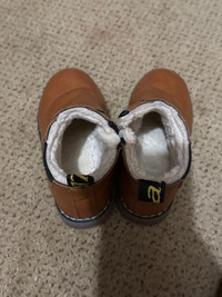 Insulated toddler boots 