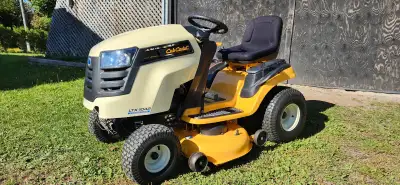 tracteur a pelouse ( gazon ) CUB CADET 20HP KOHLER 42" de coupe, View more