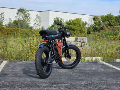 Le Zeus Rocket ST201F: L'Aventure sur Deux Roues!, View more