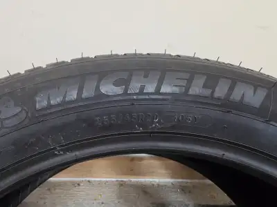 ****ONLY 2**** Michelin Latitude Sport 3 255 45 R20 (NEW) Manufactured in 2017
