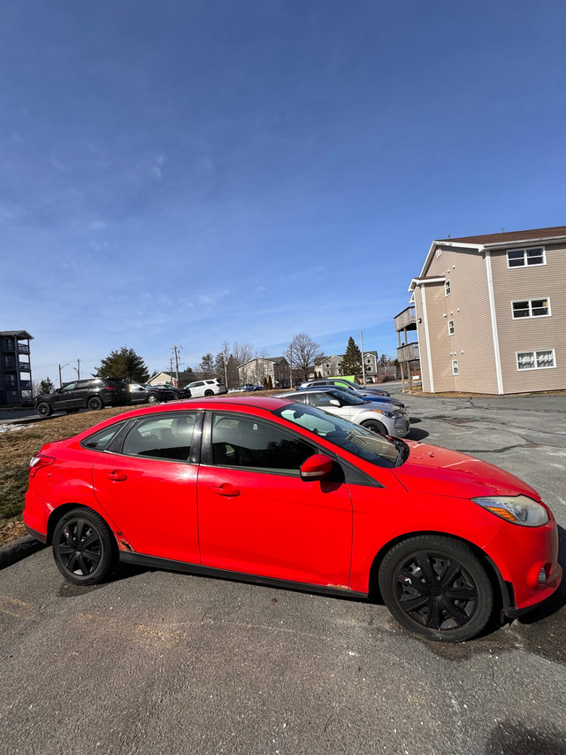2012 ford focus SE 4DR for sale  in Cars & Trucks in City of Halifax - Image 2