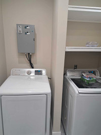 Credit card and coin paybox timer washers and dryers rental,