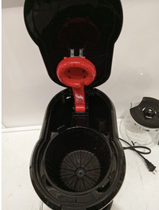 BLACK + DECKER 12 Cup Programmable Coffee Maker- Like New! in Coffee Makers in Markham / York Region - Image 4