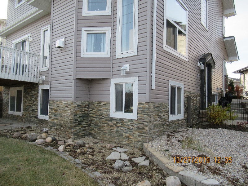 3 Bedrooms Walkout basement for rent from Aug 01 Long Term Rentals