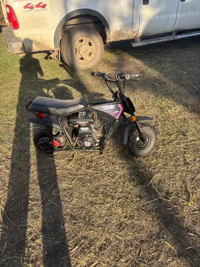 Three little dirt bikes don't know if they run. Kids out grew them and need them gone and don't have...