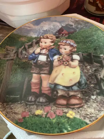 MJ Hummel plate “country crossroads”, View more