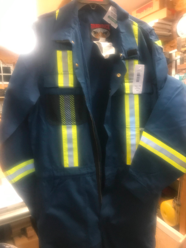 TOUGHDUK fr and reflective unlined coveralls in Men's in Grande Prairie - Image 2