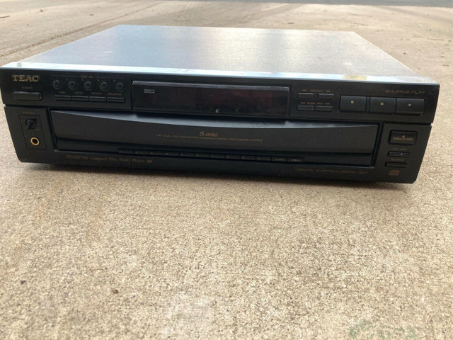 Teac PD-D2700 5 Disc Compact Disc Multi Player CD Changer in CDs, DVDs & Blu-ray in Hamilton - Image 2