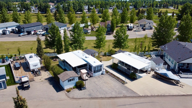 GLENIFFER LAKE GOLF AND COUNTRY CLUB: Lot 5069 in Land for Sale in Red Deer