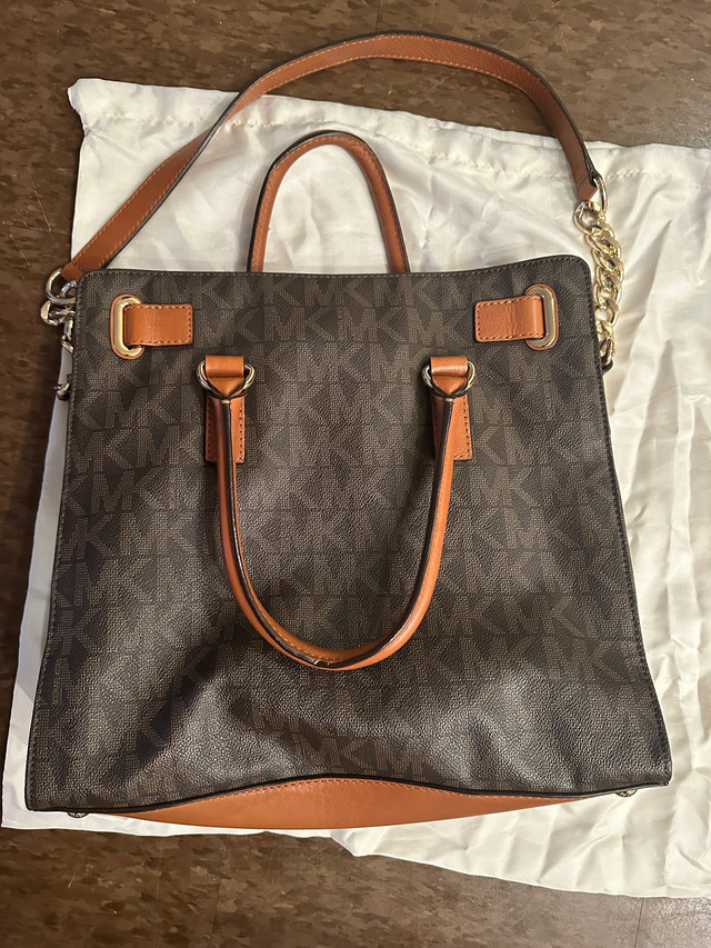 Michael Kors Hamilton Bag  in Women's - Bags & Wallets in Fort McMurray - Image 3