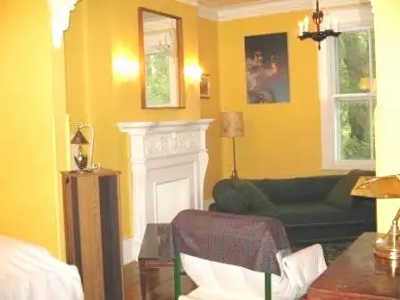2 bedrooms for rent in a 6 1/2. 2 min from the metro. Everything included!63793686235393120