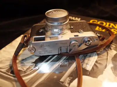 Leica M2 button Bauhaus beauty.