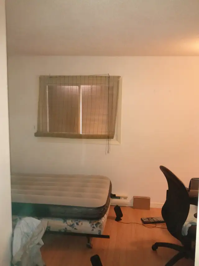 ROOM FOR RENT 5 MIN FROM UofW/WLU in Room Rentals & Roommates in Kitchener / Waterloo - Image 8
