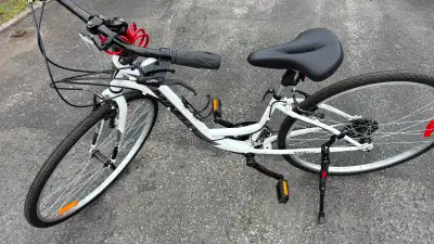 VÉLO MINELLI 21 VITESSES - COMME NEUF, View more