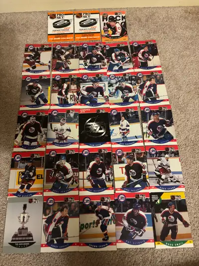 1990 Pro Set! Excellent Hockey Legends: Dale Hawerchuk These come with extra cards with the Trophy W...