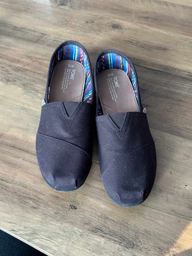 TOMS Men’s Cotton Canvas Shoes  - Size 13 in Men's Shoes in Winnipeg - Image 4