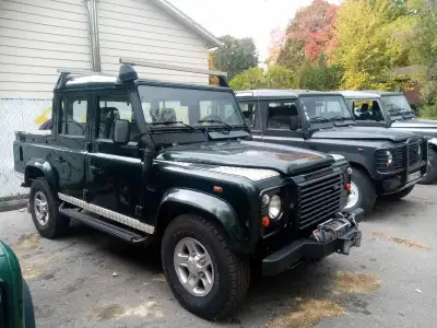 Très rare, Defendeer 110 SE TD5 crewcab avec climatisation, vitres et door lock électrique, treuil a...
