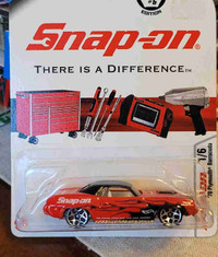 Hot Wheels Snap On 70 Plymouth Barracuda 