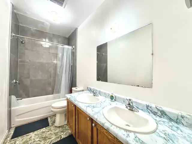 BEST Offer. GREAT Area. Clean, Safe! FREE Utilities. Comfy Room!